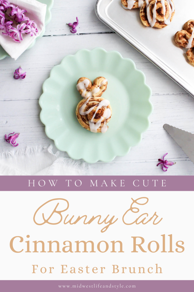 Aqua plate with Easter Bunny Cinnamon Roll